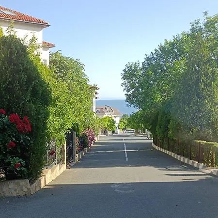Malkata Wodenica - Dinevi * Sveti Vlas